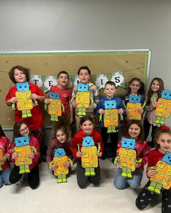 robot craftivity UGC (4) Robot Parts and Definitions Craftivity for computer lab classes